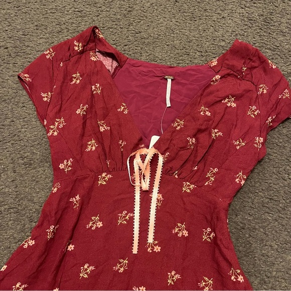 Free People Everyone’s Favorite Floral Babydoll Mini Dress NWT - Picture 4 of 9